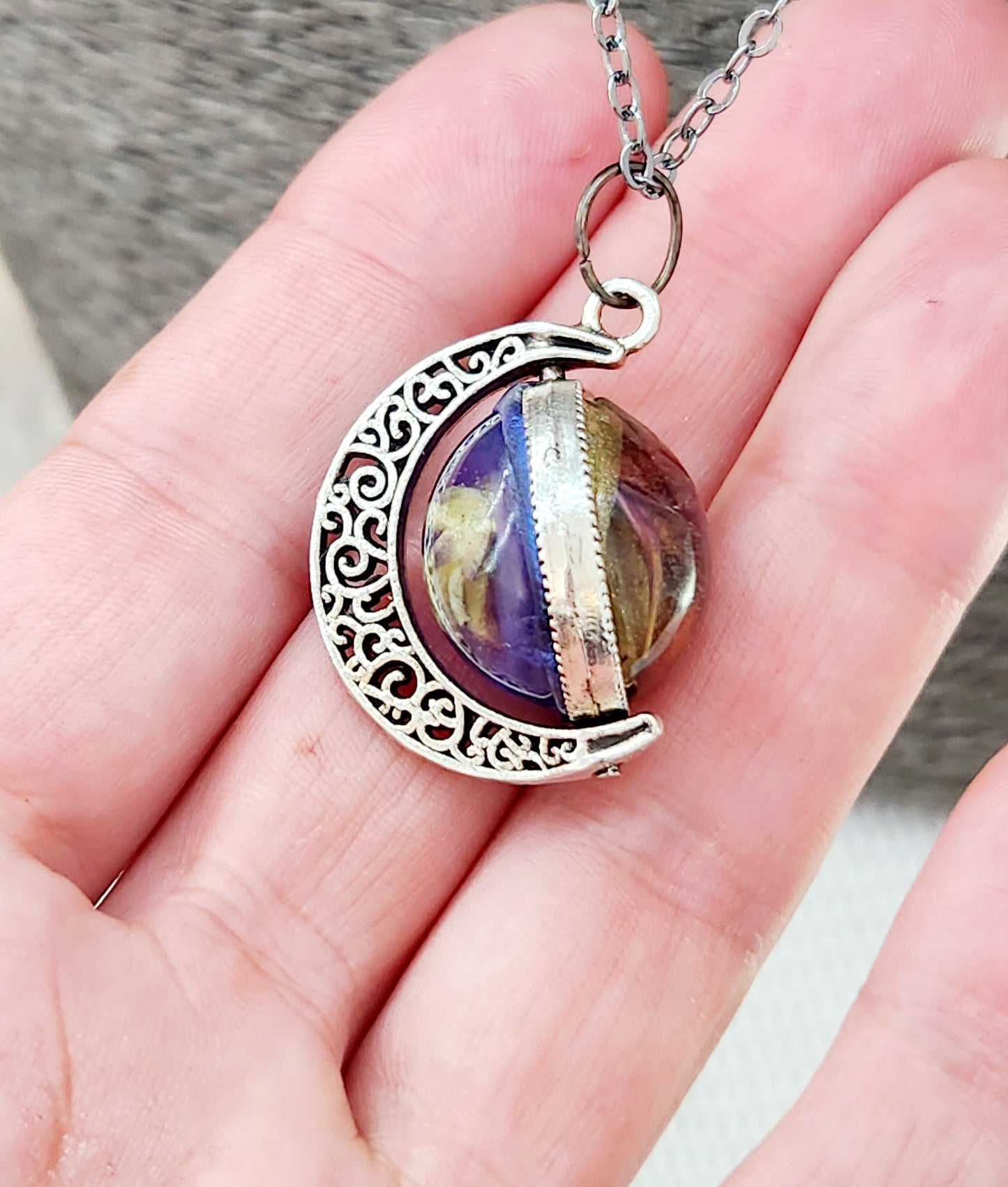 Small Moon Spinner Necklace