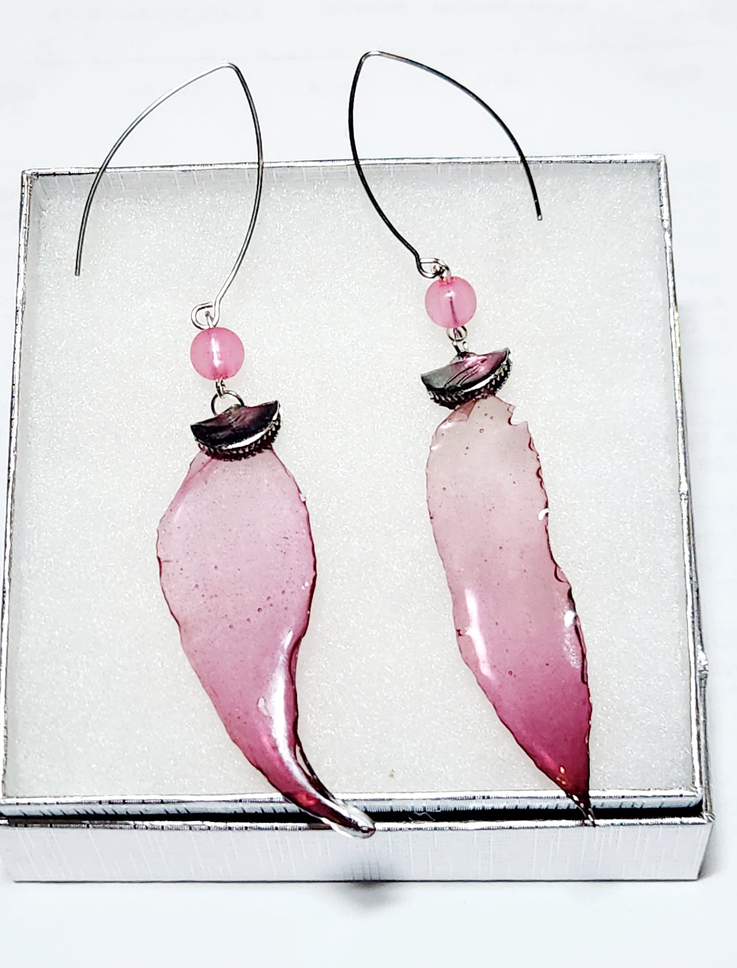 Seaweed petal earrings in pinks and oranges